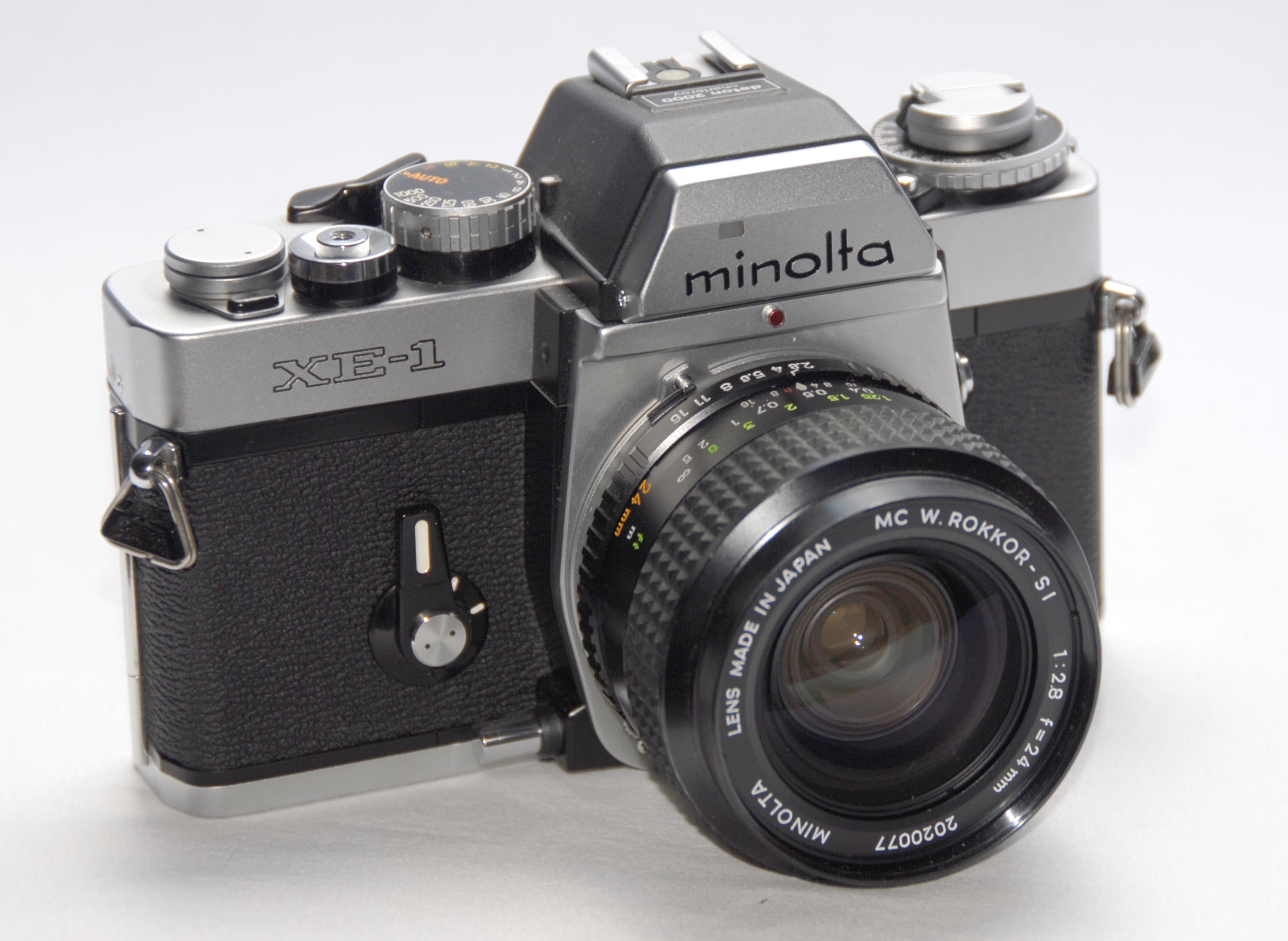 MINOLTA XE 1
